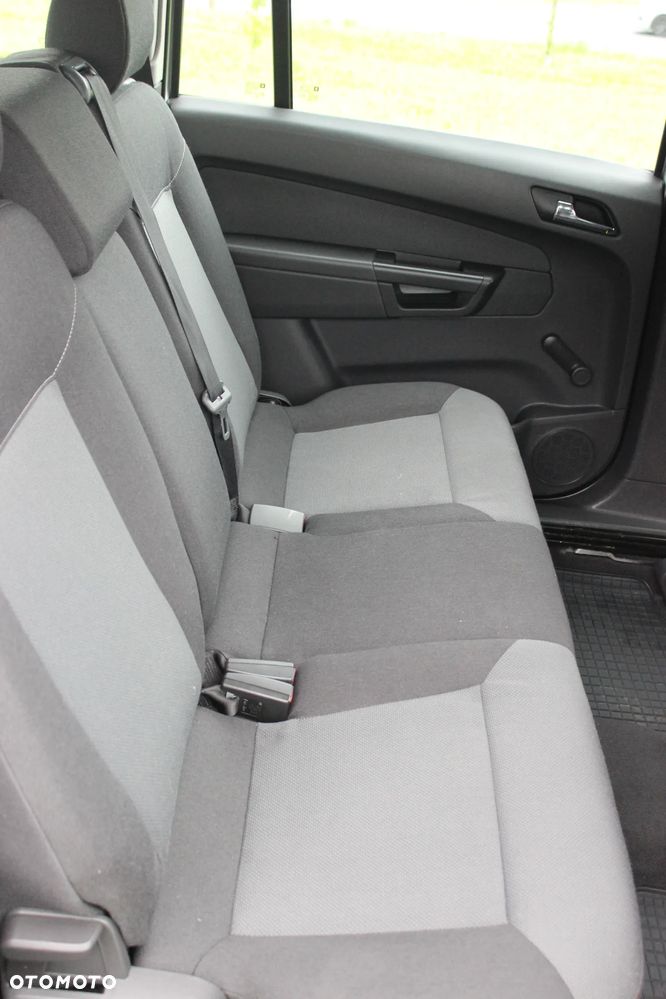 Opel Zafira 1.8 Elegance - 14