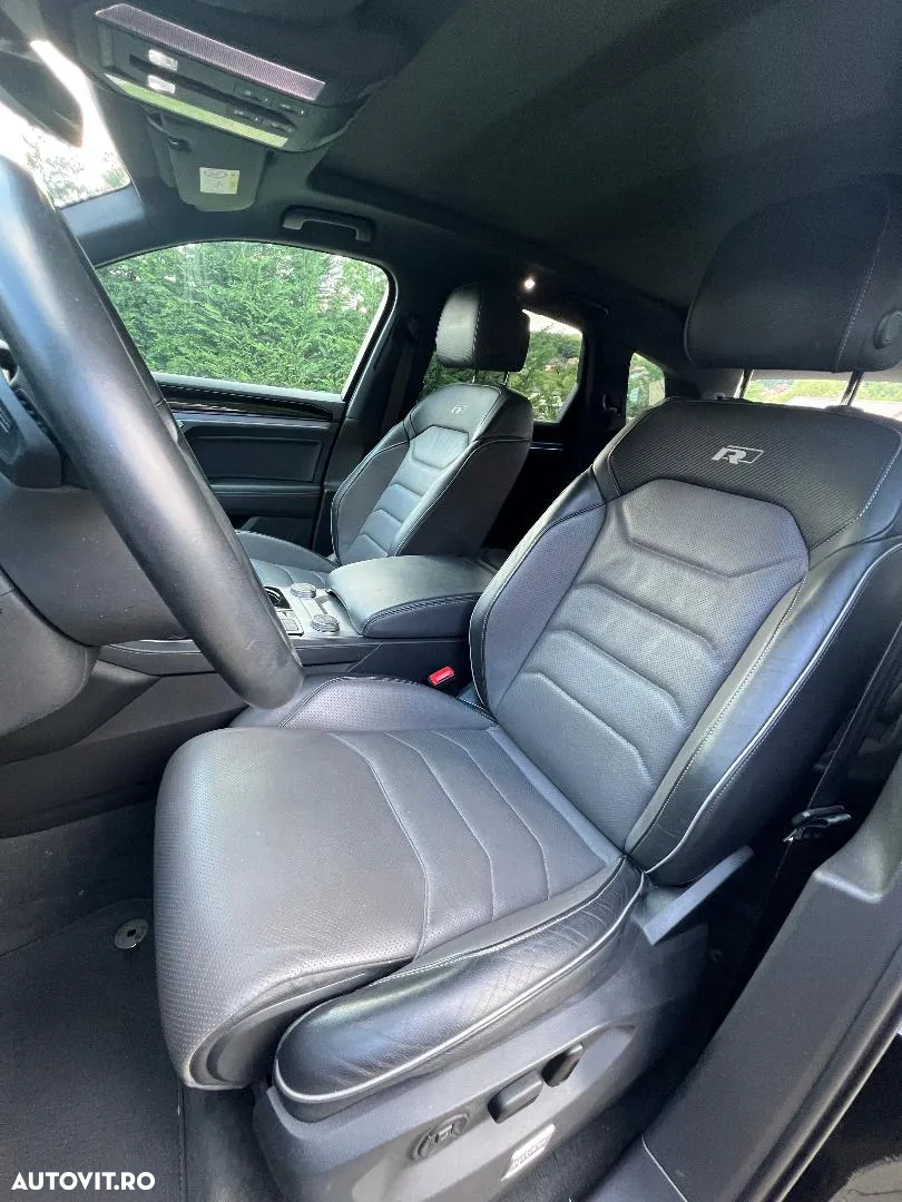 Volkswagen Touareg V6 TSI R-Style - 17