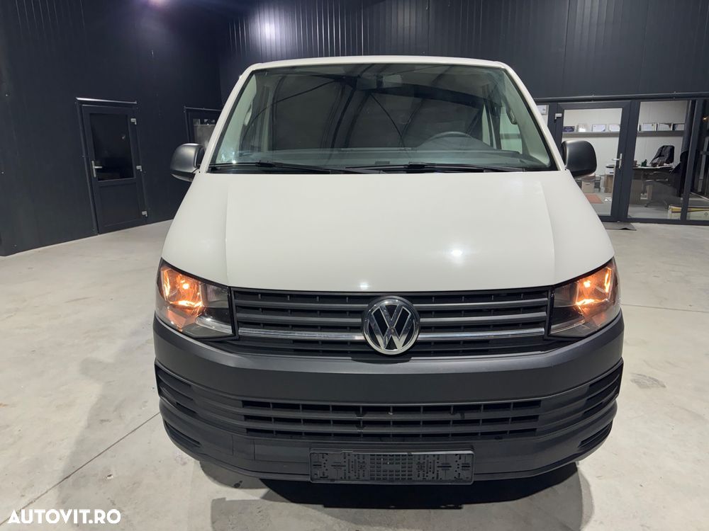 Volkswagen Transporter - 11