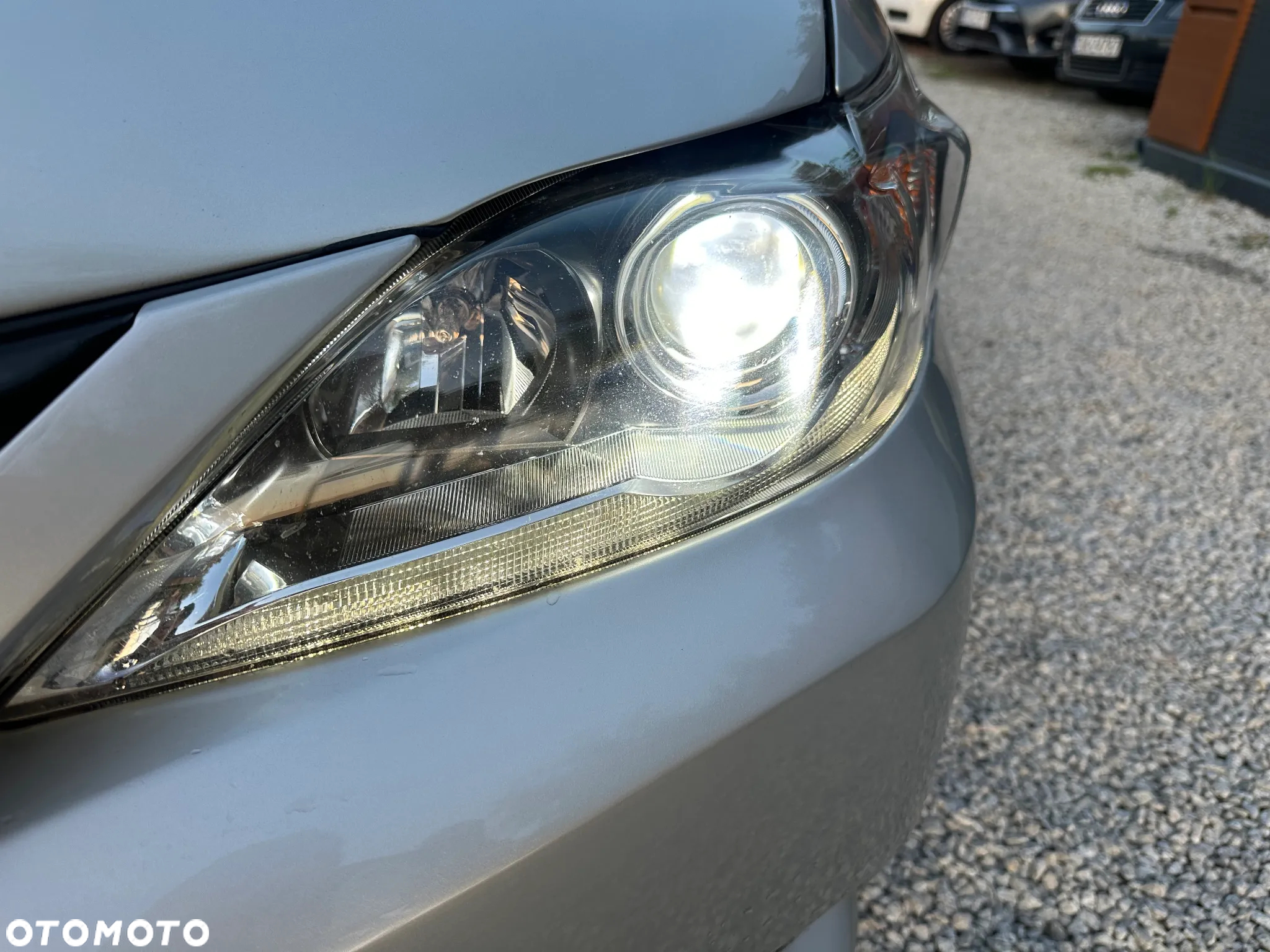 Lexus CT 200h - 33