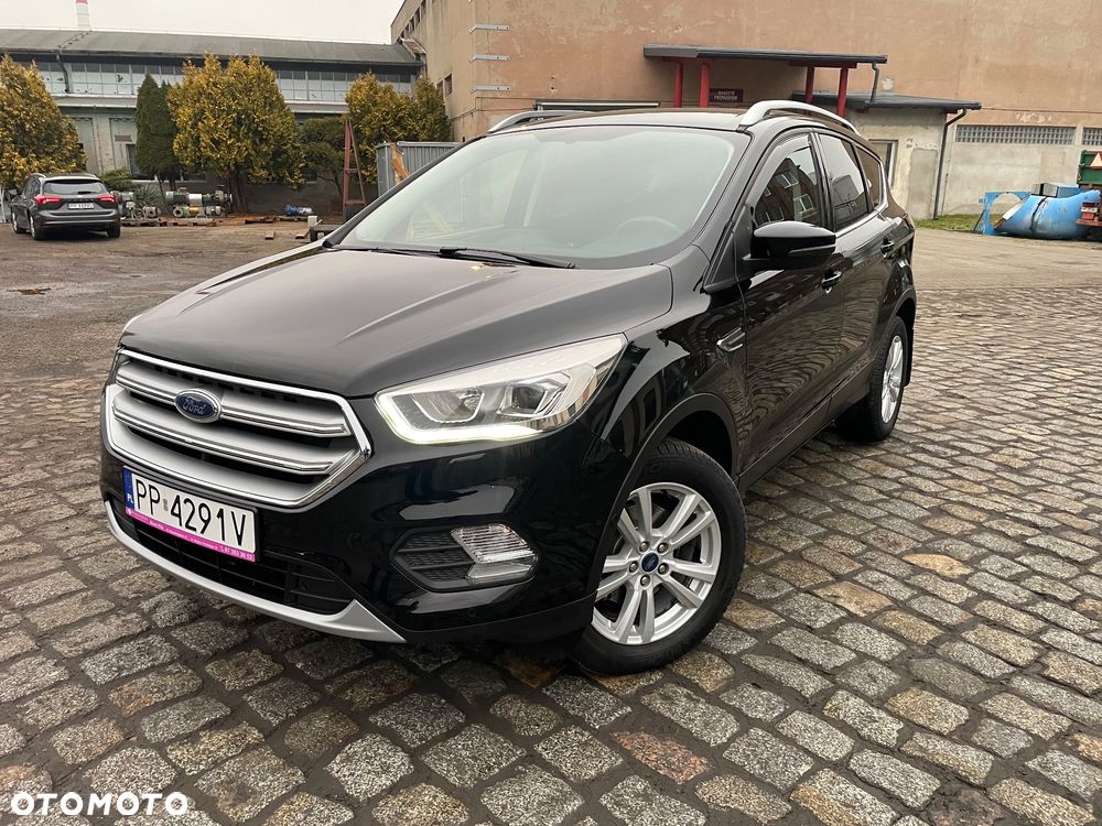 Ford Kuga 1.5 EcoBoost 2x4 Titanium - 2