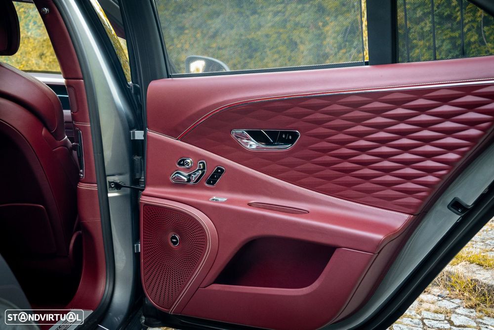 Bentley Flying Spur W12 - 40