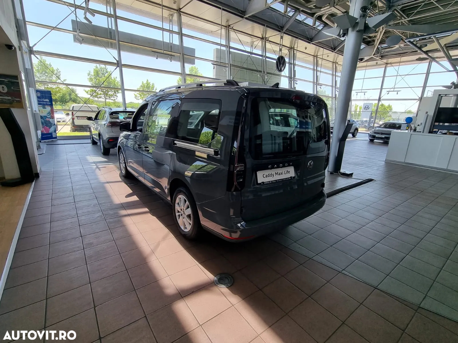 Volkswagen Caddy Maxi 2.0 TDI 75 kW Life - 5