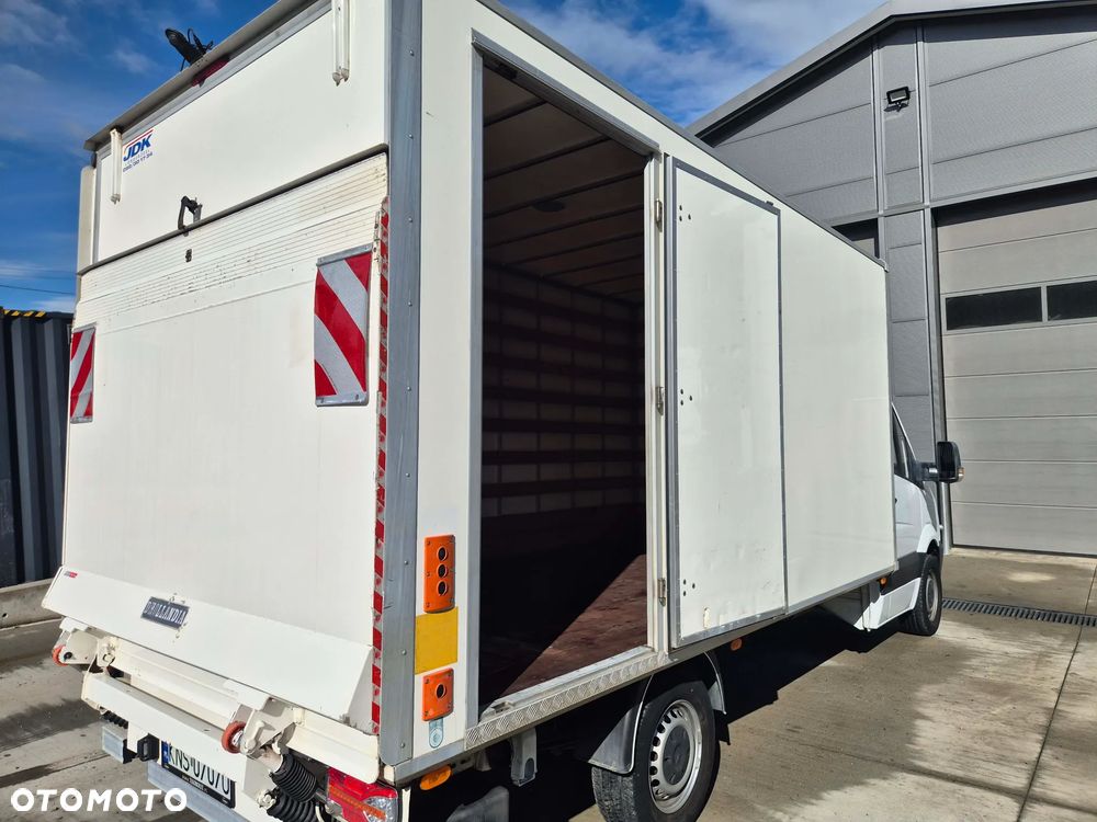 Mercedes-Benz Sprinter - 8
