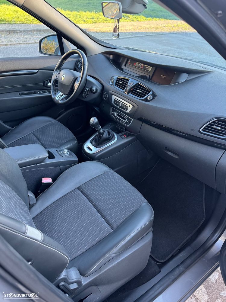Renault Grand Scénic dCi 110 LIMITED - 3