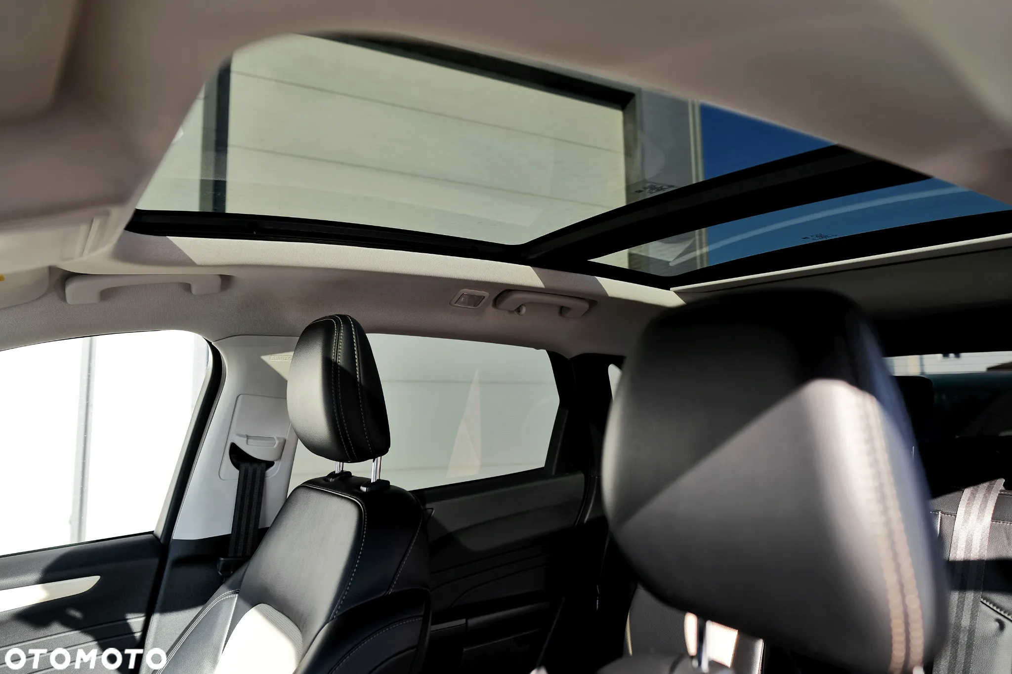 Ford Kuga 2.5 FHEV AWD Titanium - 18