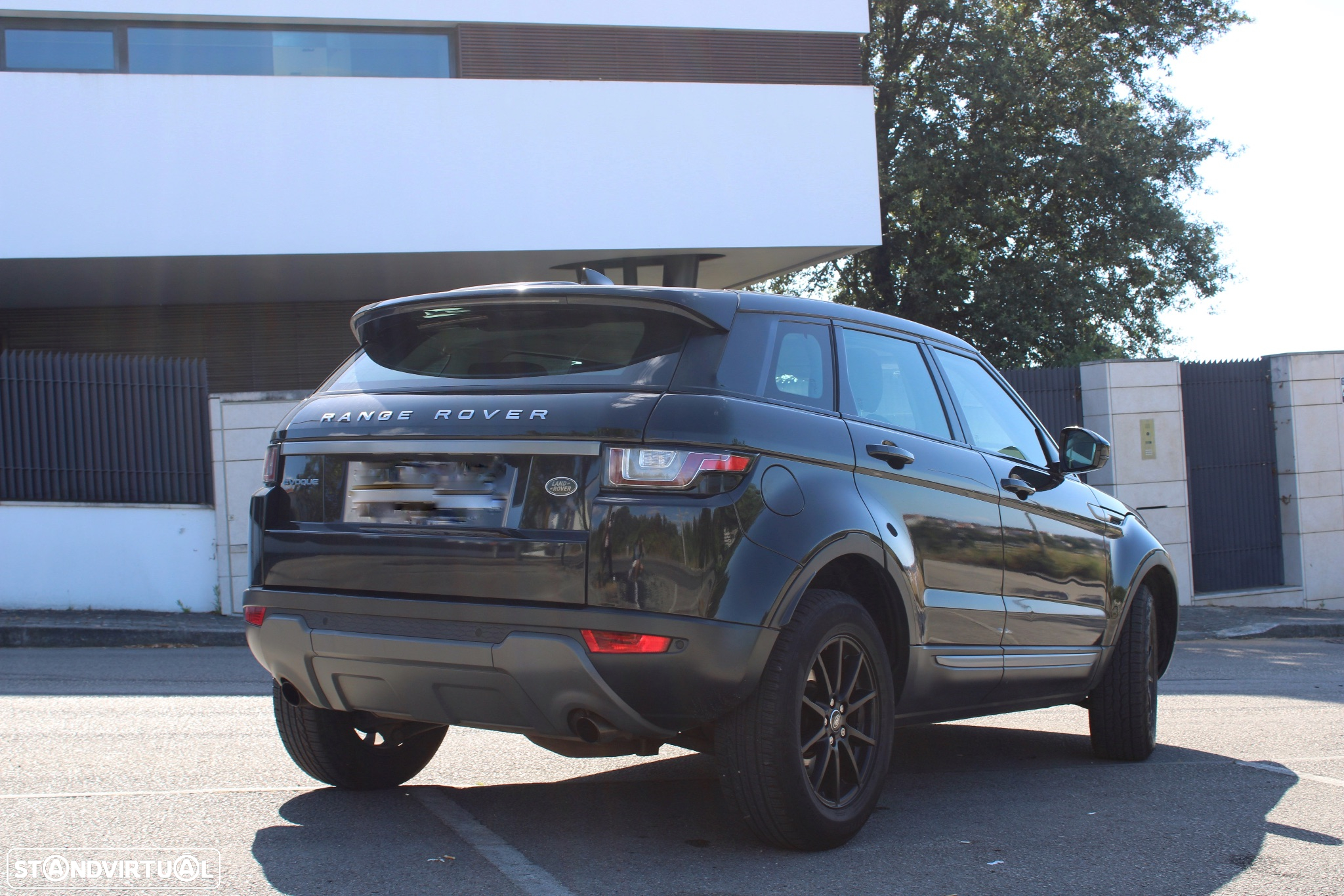 Land Rover Range Rover Evoque 2.0 eD4 Pure - 4