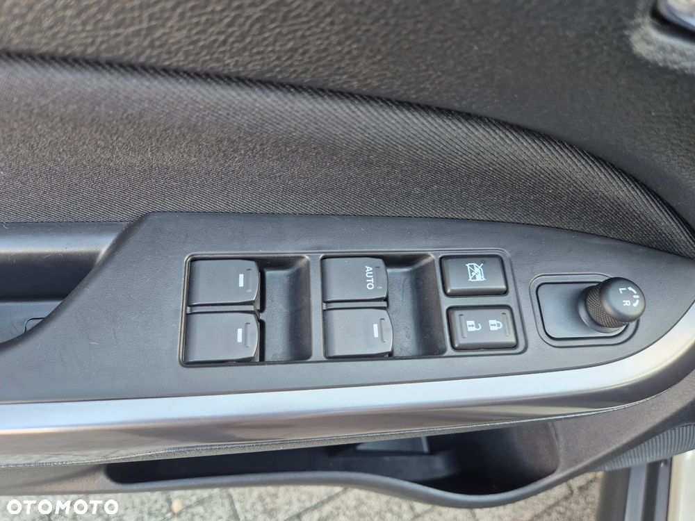 Suzuki Vitara 1.4 Boosterjet mHEV Premium 2WD - 23