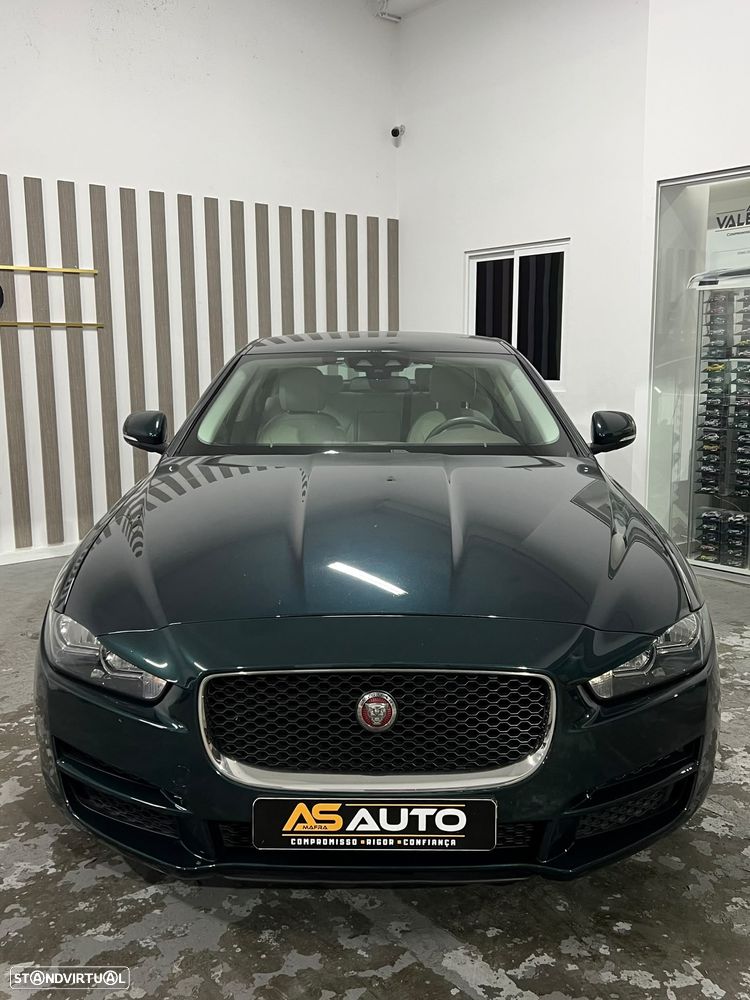 Jaguar XE 2.0 D Portfolio Aut. - 8