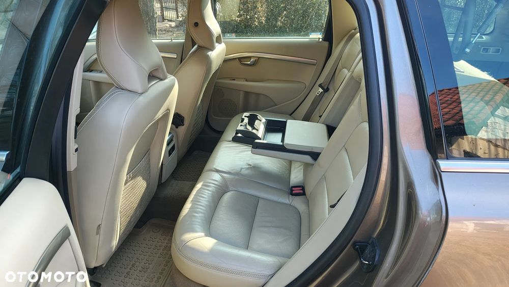 Volvo XC 70 - 26