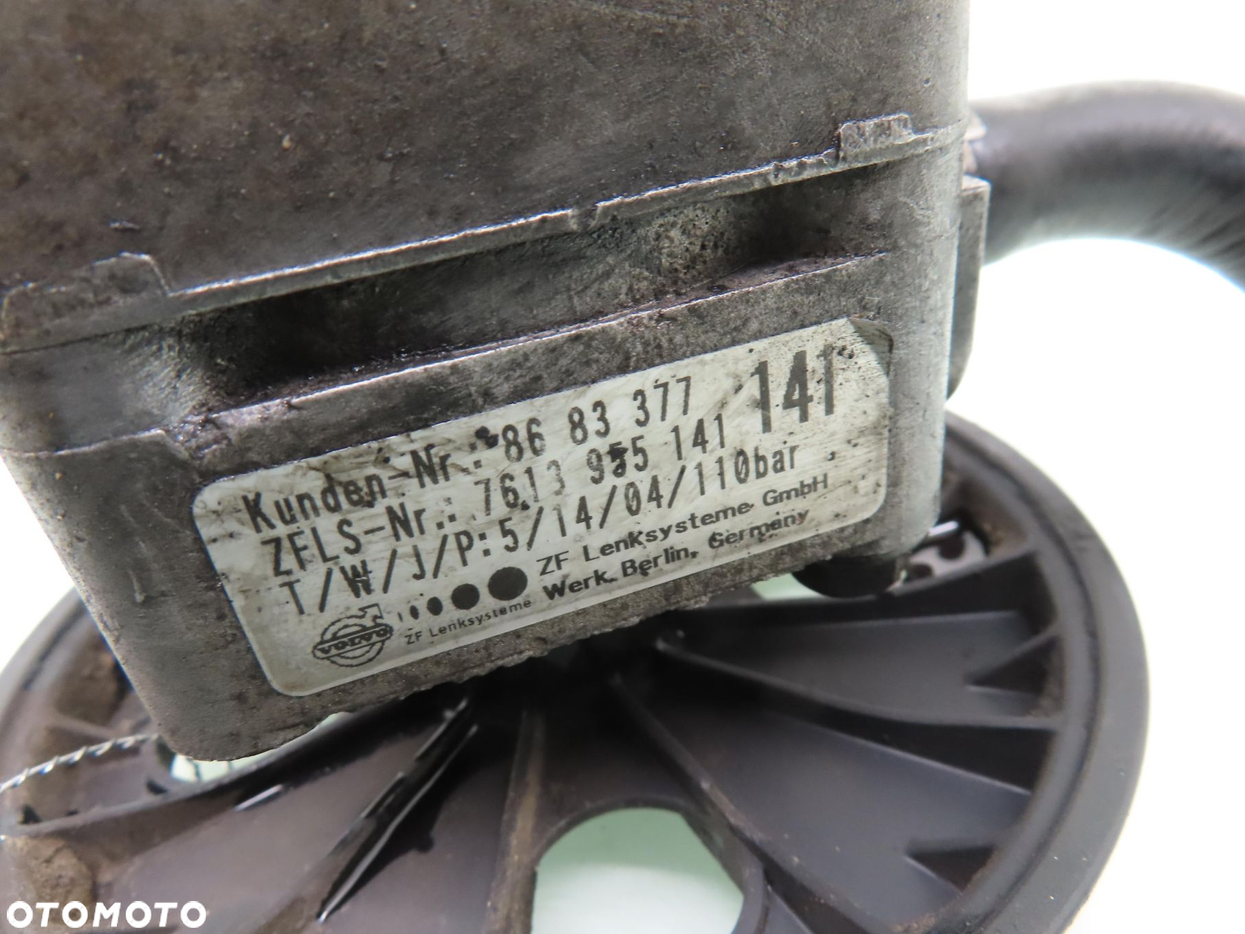 POMPA WSPOMAGANIA VOLVO S60 I 2.4 8683377 7613955141 9485757 - 4