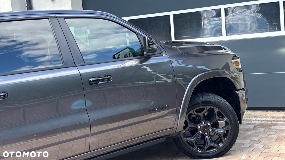 RAM 1500 5.7 eTorque Crew Cab Shortbed Limited Black - 34