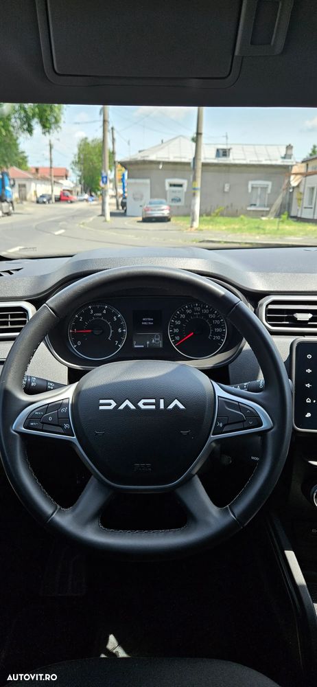 Dacia Duster ECO-G 100 Extreme - 8