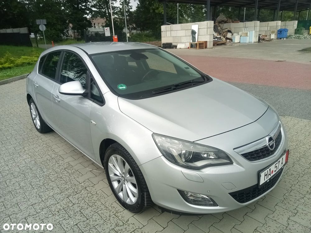 Opel Astra - 2
