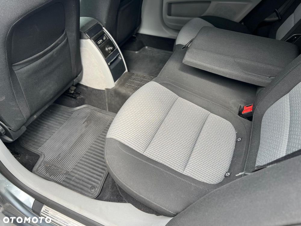 Skoda Superb 1.8 TSI Ambition DSG - 26