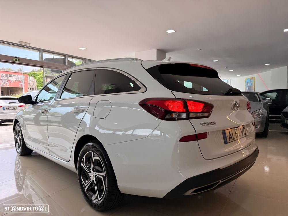 Hyundai i30 SW 1.6 CRDi Style+Navi - 18