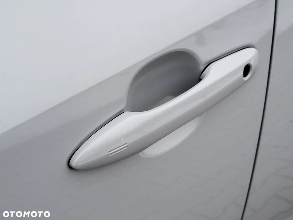 Toyota Corolla 1.8 Hybrid GR Sport - 24