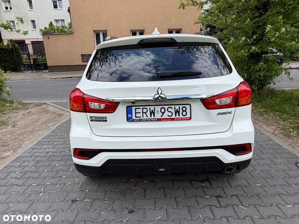 Mitsubishi ASX 1.6 Black Edition - 13
