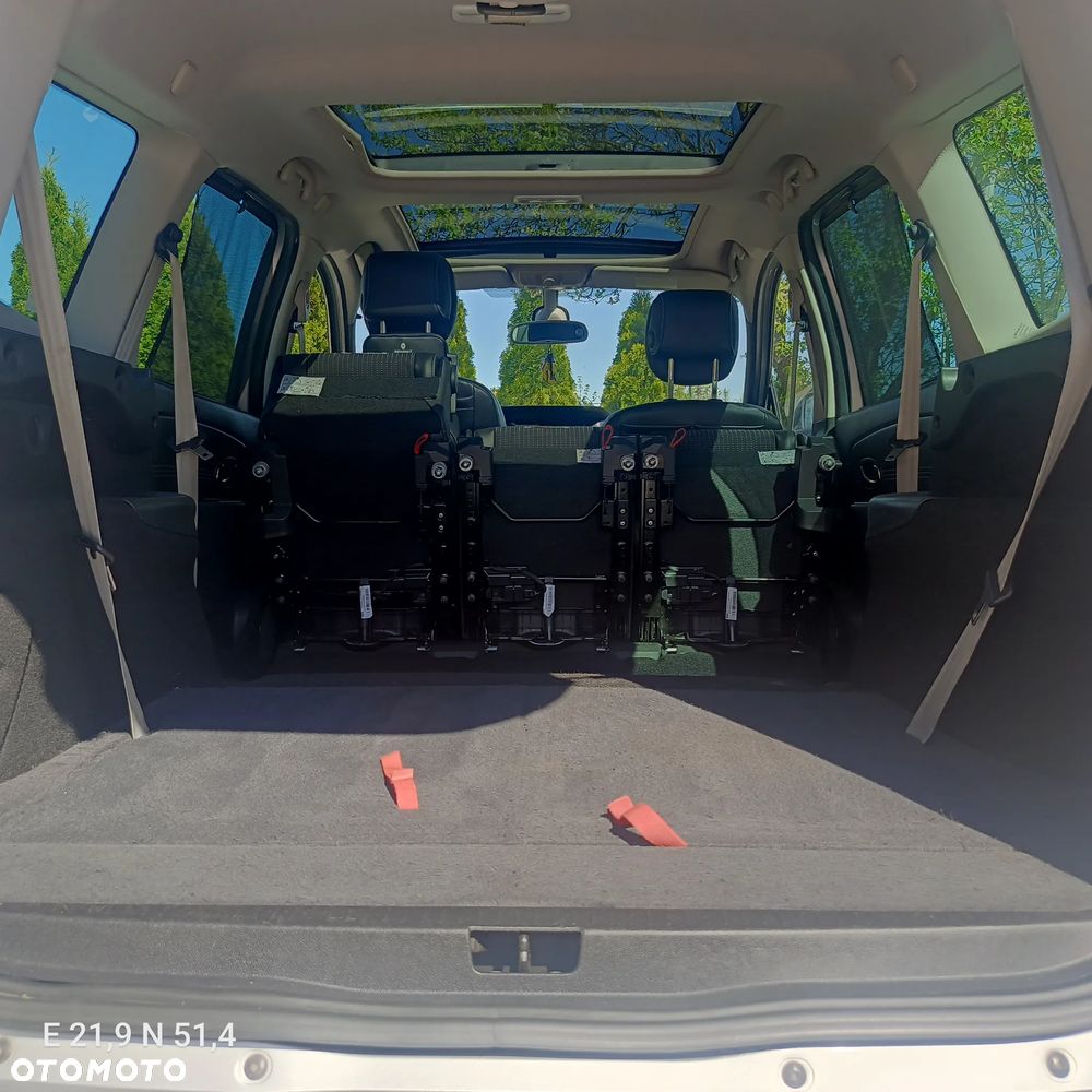 Renault Grand Scenic Energy dCi 130 Euro 6 S&S Bose Edition - 8
