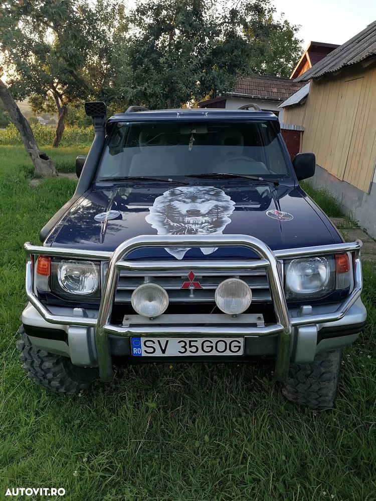 Mitsubishi Pajero - 18