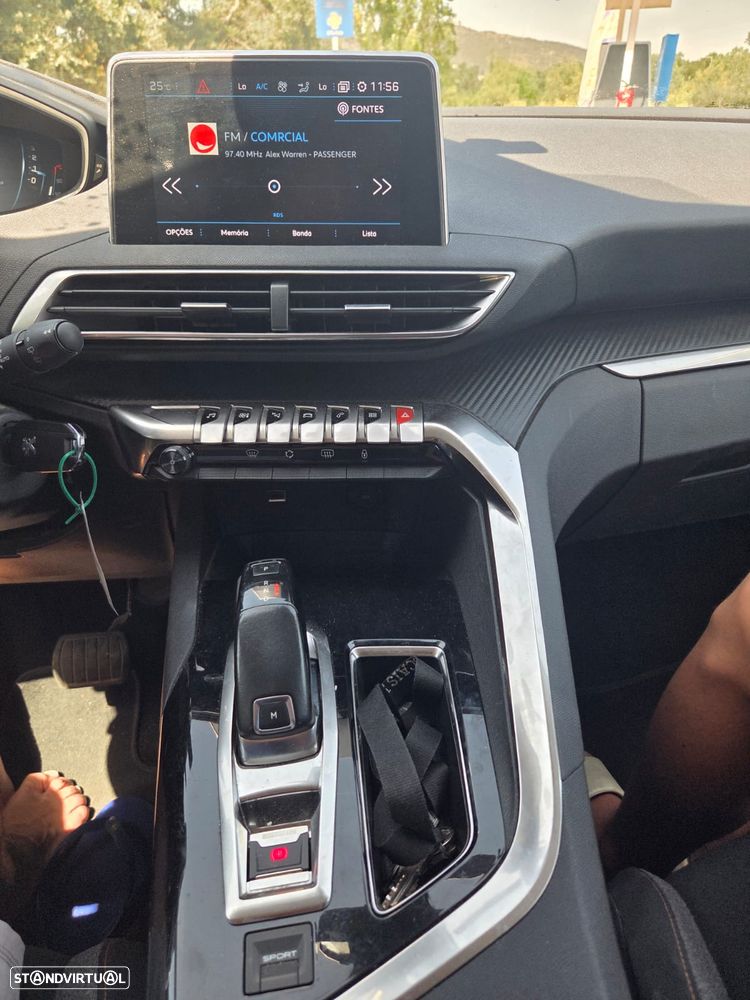 Peugeot 5008 BlueHDI 130 EAT8 Allure - 6