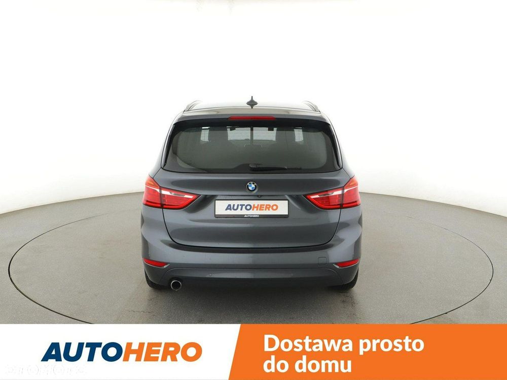BMW Seria 2 218d Advantage - 7
