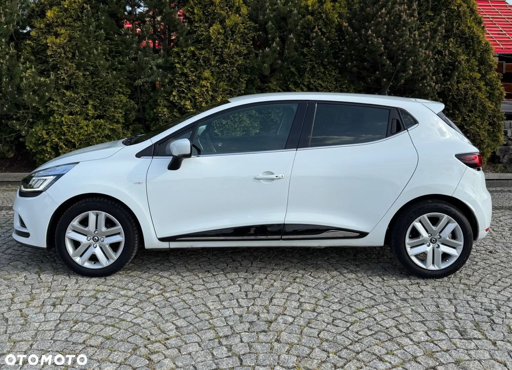 Renault Clio - 7