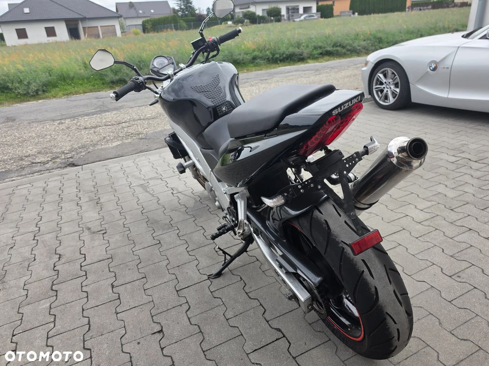 Suzuki SV - 7