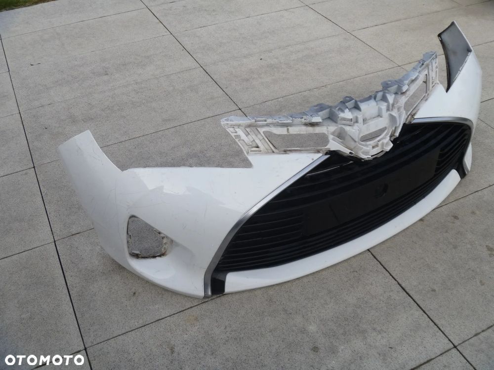 TOYOTA YARIS III LIFT 2015 ZDERZAK PRZEDNI KRATKA - 6