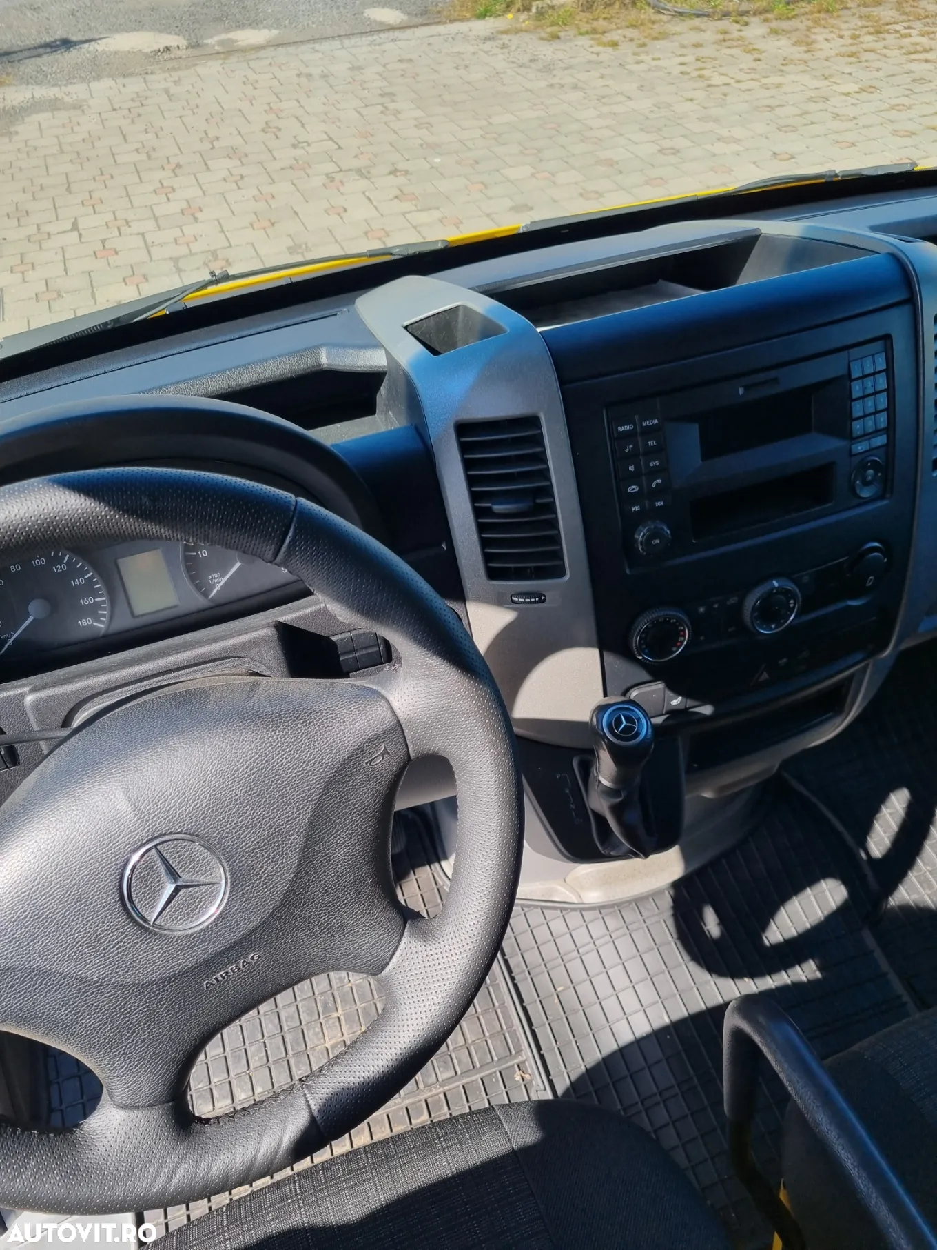 Mercedes-Benz Sprinter 316 CDI MAXI  XXL An 2015 Climă  Cutie Automată Pilot automat Încălzire în scaun șofer - 9