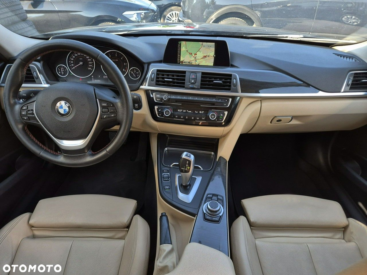 BMW Seria 3 320d Touring Sport Line - 24