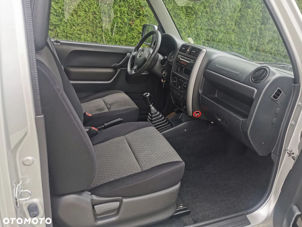 Suzuki Jimny - 12