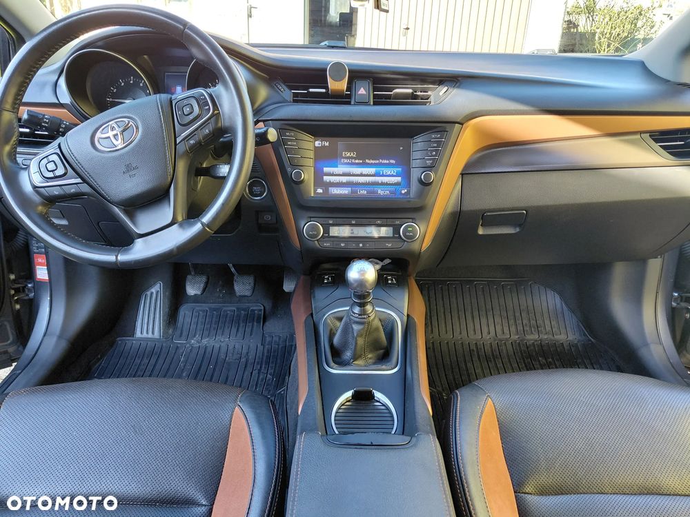 Toyota Avensis 1.8 Prestige - 14