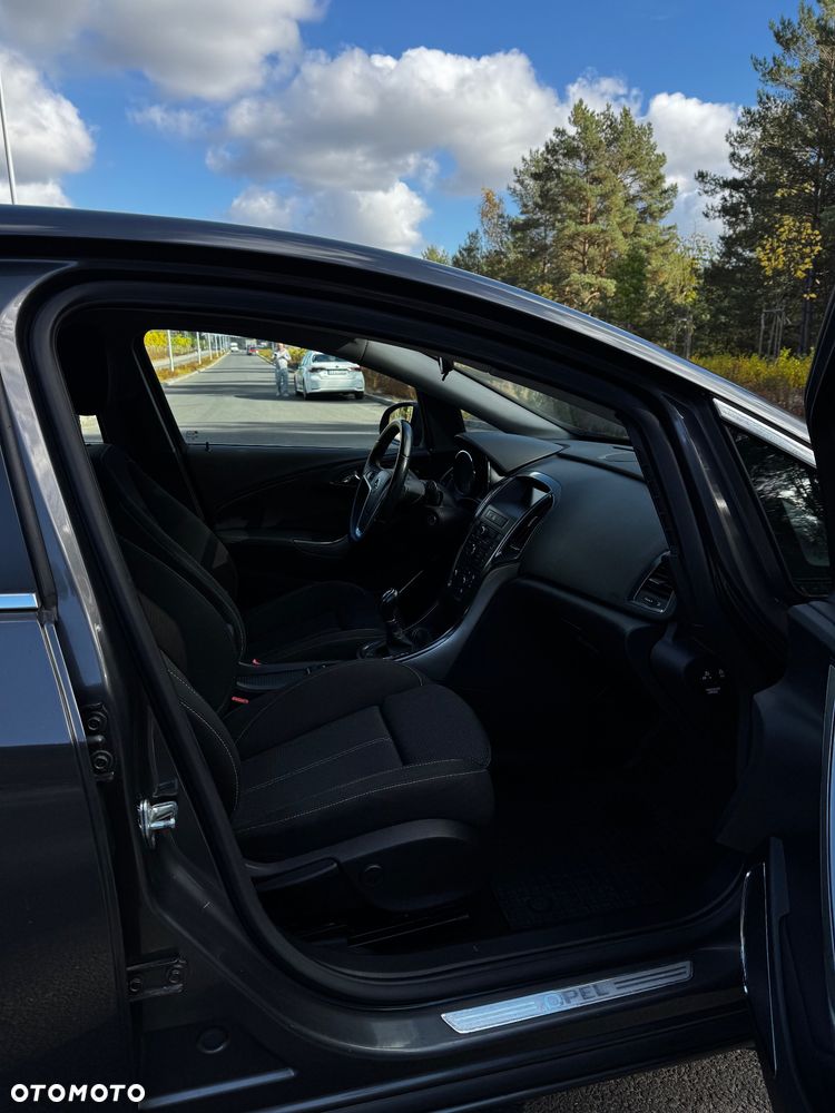 Opel Astra 1.4 T Cosmo - 9