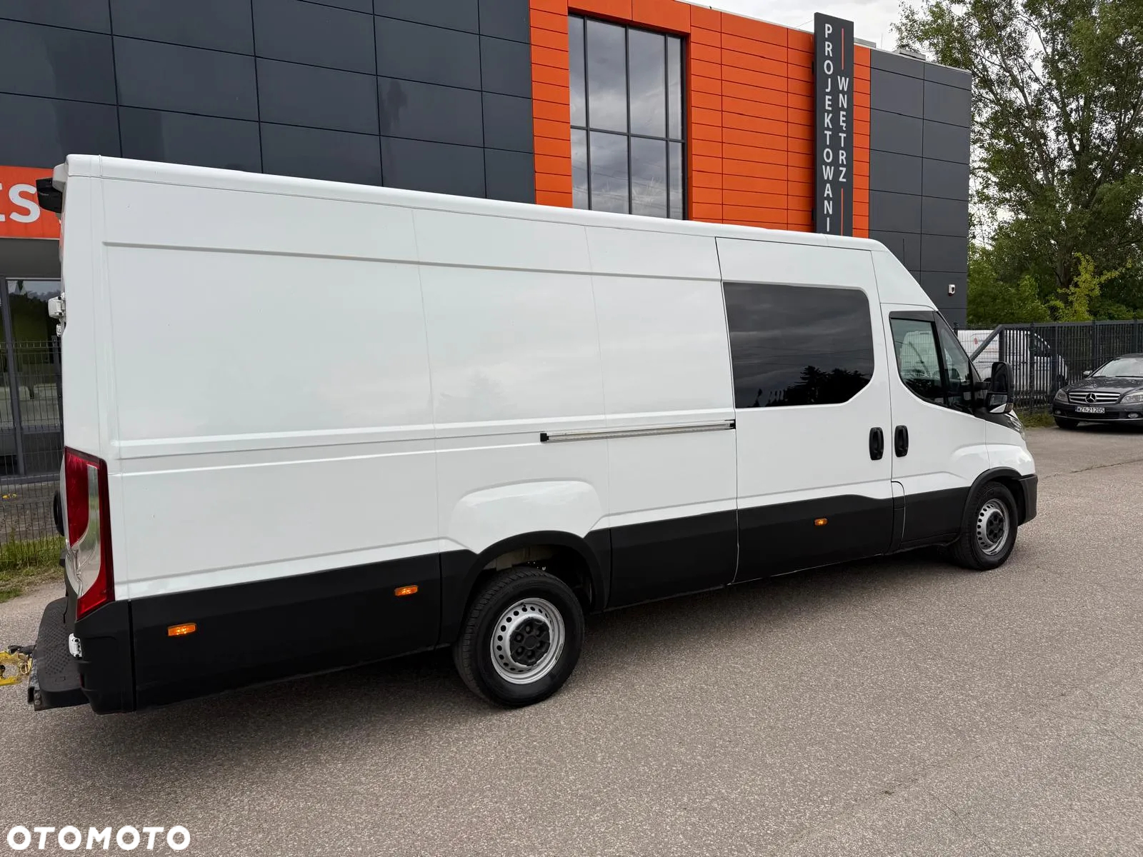 Iveco Daily 35S18, 3.0 180KM, L4H2, Brygadówka 7os., HiMatic, Niski przebieg - 13
