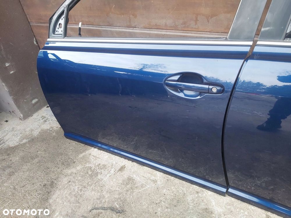 TOYOTA Avensis T25 03-08 r drzwi lewy przód lewe przednie 8P4 - 16