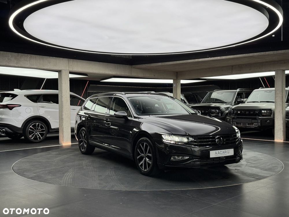 Volkswagen Passat Variant - 8