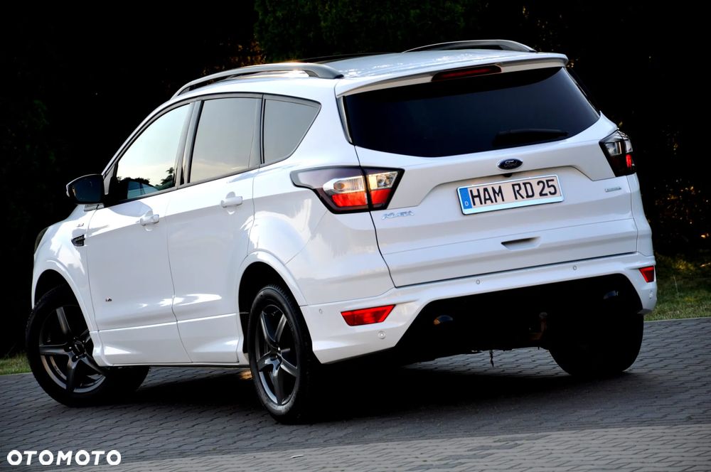 Ford Kuga 1.5 EcoBoost 4WD Titanium Plus - 21