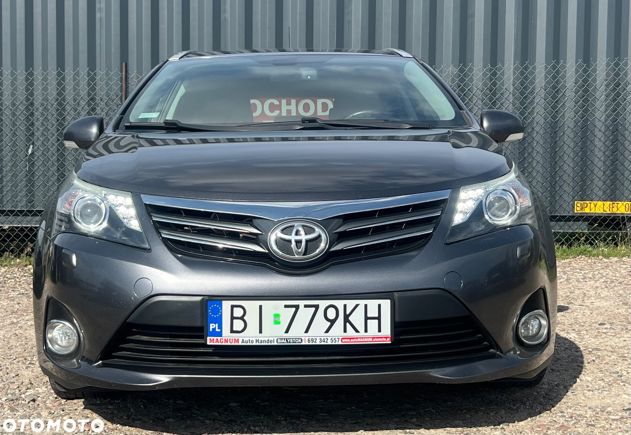 Toyota Avensis Combi 2.0 D-4D Executive - 26