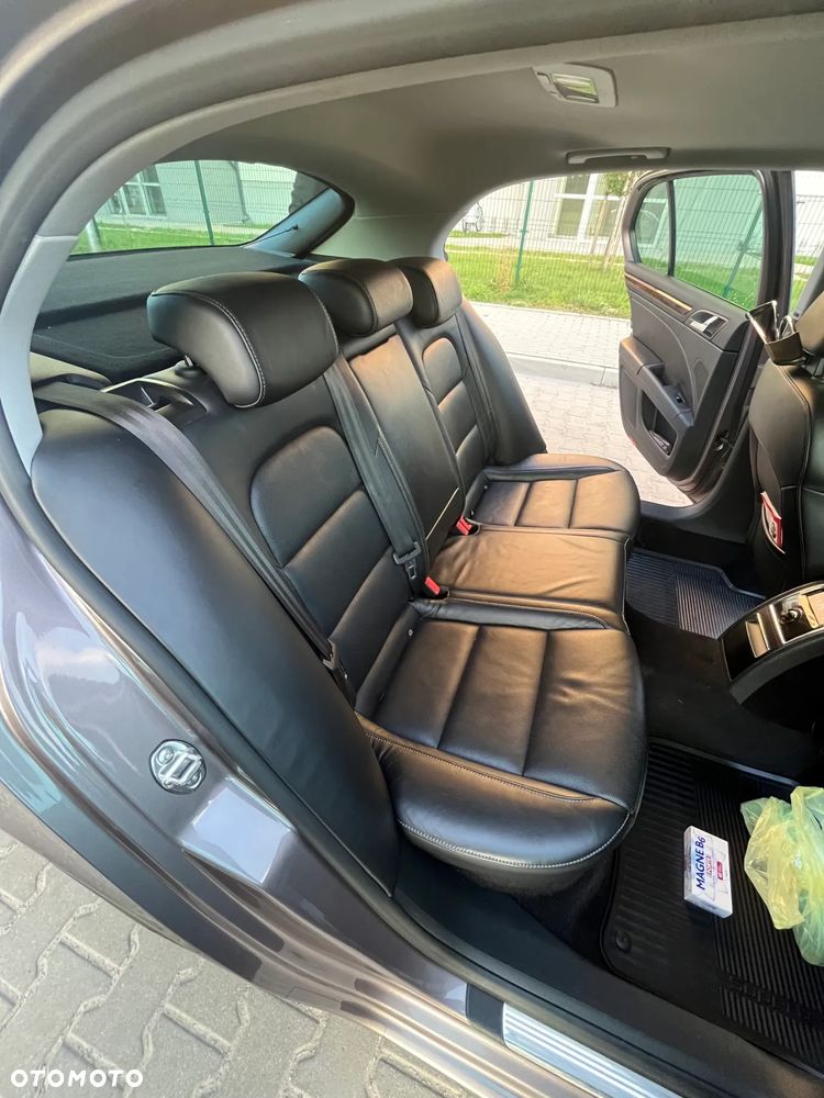 Skoda Superb 2.0 TDI 4x4 DSG Exclusive - 15