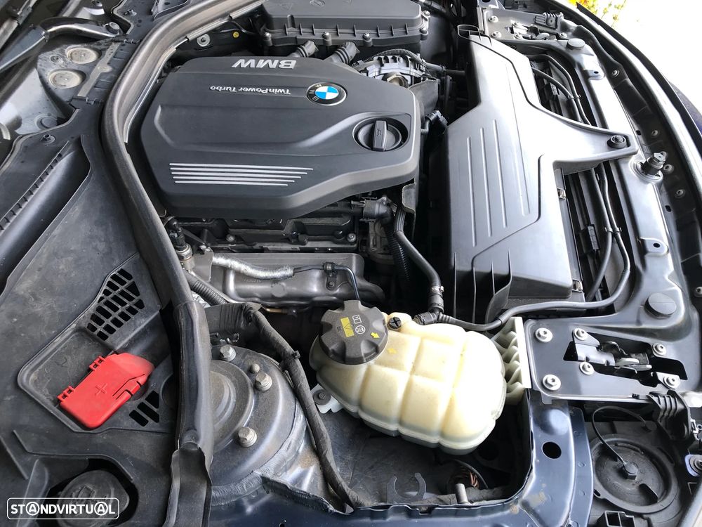 BMW 320 d EfficientDynamics Line Modern - 25