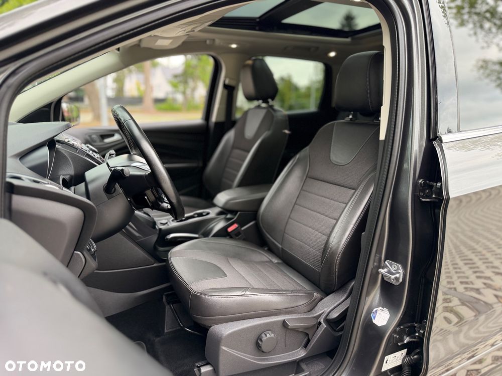 Ford Kuga 2.0 TDCi 4x4 Titanium - 16