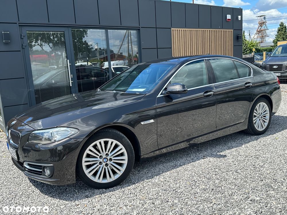 BMW Seria 5 520i Luxury Line - 4