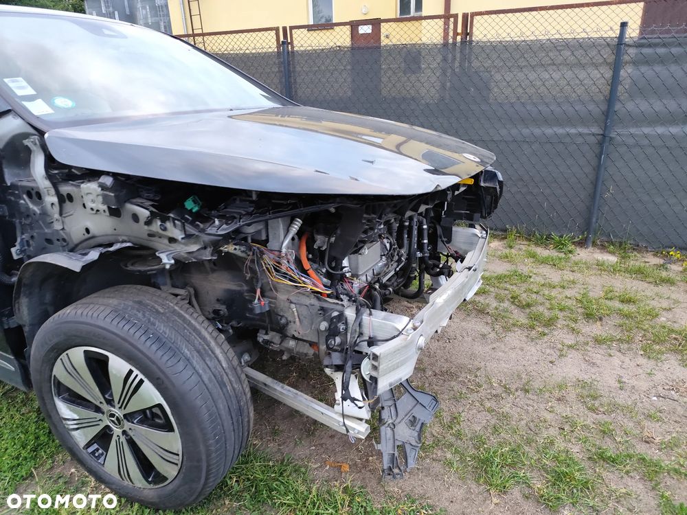 Mercedes-Benz EQA 250+ Progressive - 13