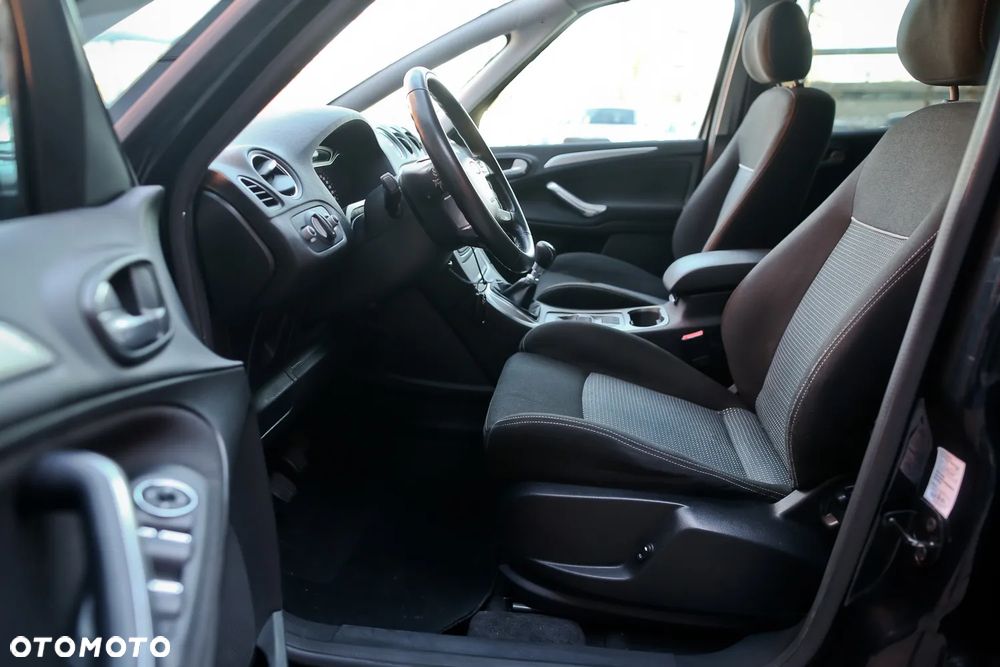 Ford S-Max 2.0 TDCi DPF Business Edition - 19