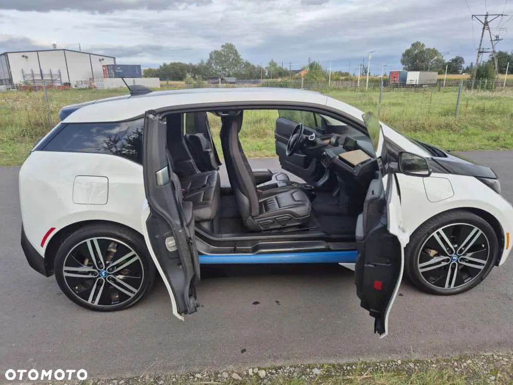 BMW i3 (60 Ah) - 13