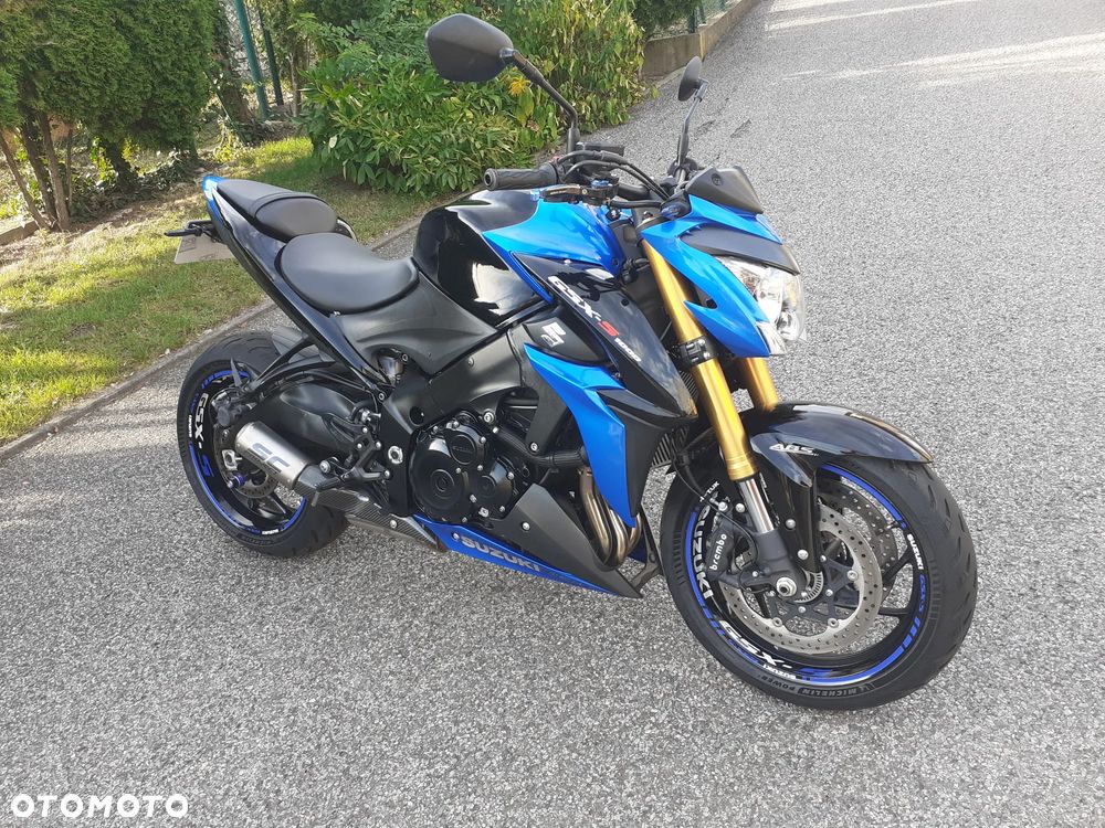 Suzuki GSX 1000 - 21