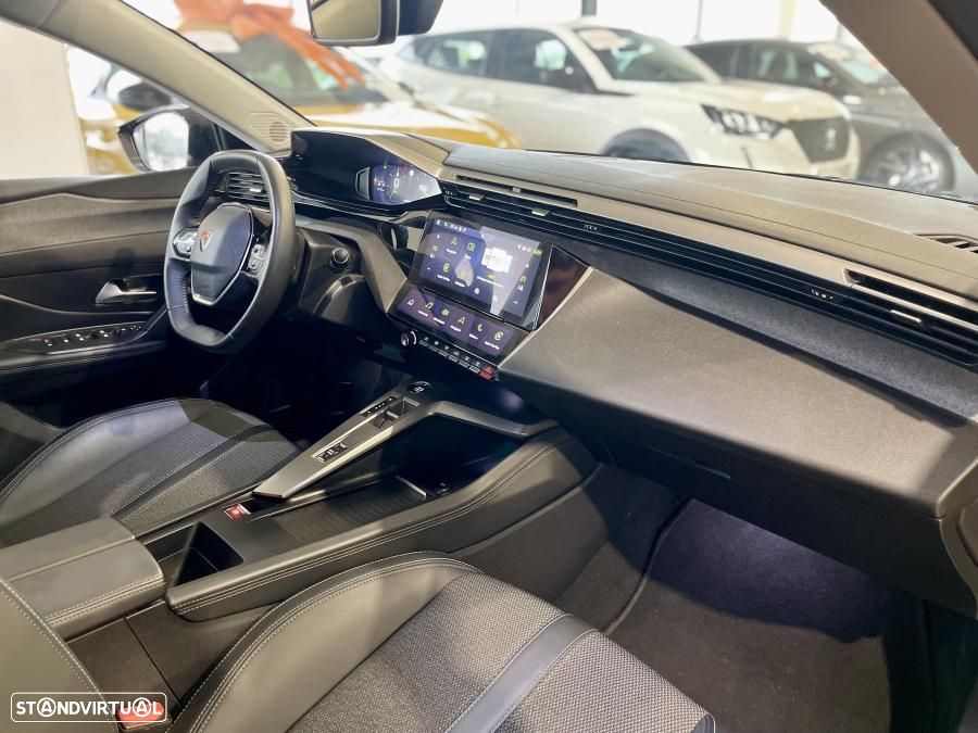 Peugeot 308 SW 1.5 BlueHDi Allure EAT8 - 27