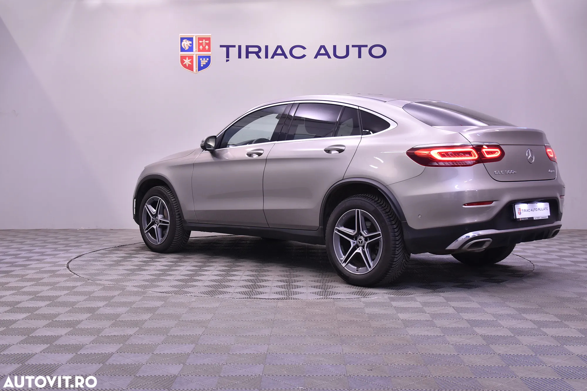 Mercedes-Benz GLC Coupe 300 e 4MATIC - 3