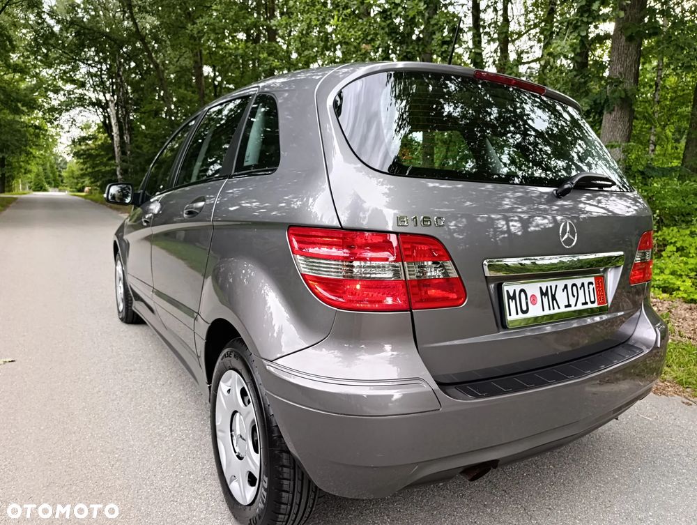 Mercedes-Benz Klasa B 160 BlueEFFICIENCY SPORT EDITION - 32